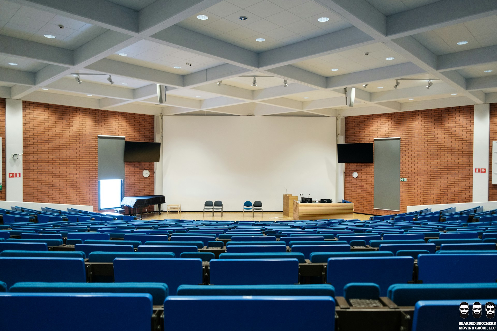 How are the schools in Austintown, Ohio